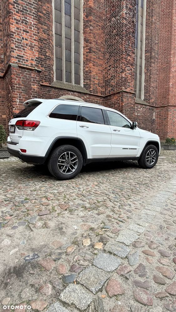 Jeep Grand Cherokee - 3