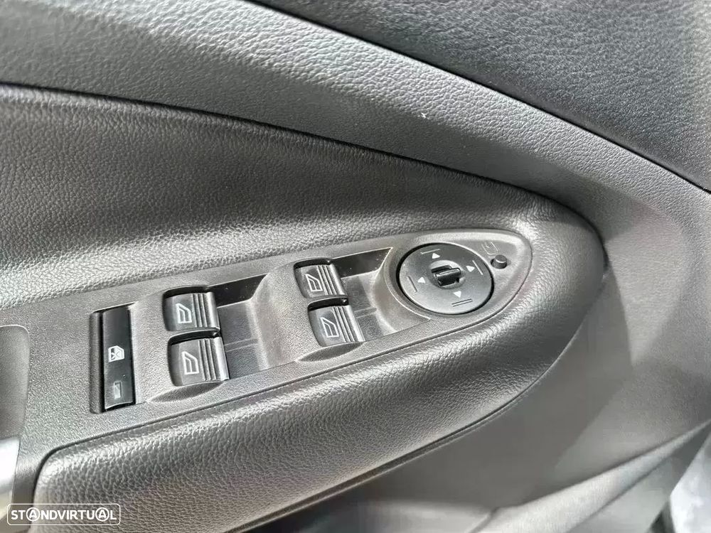 Ford Kuga 1.5 TDCi ST-Line Limited Edition - 47