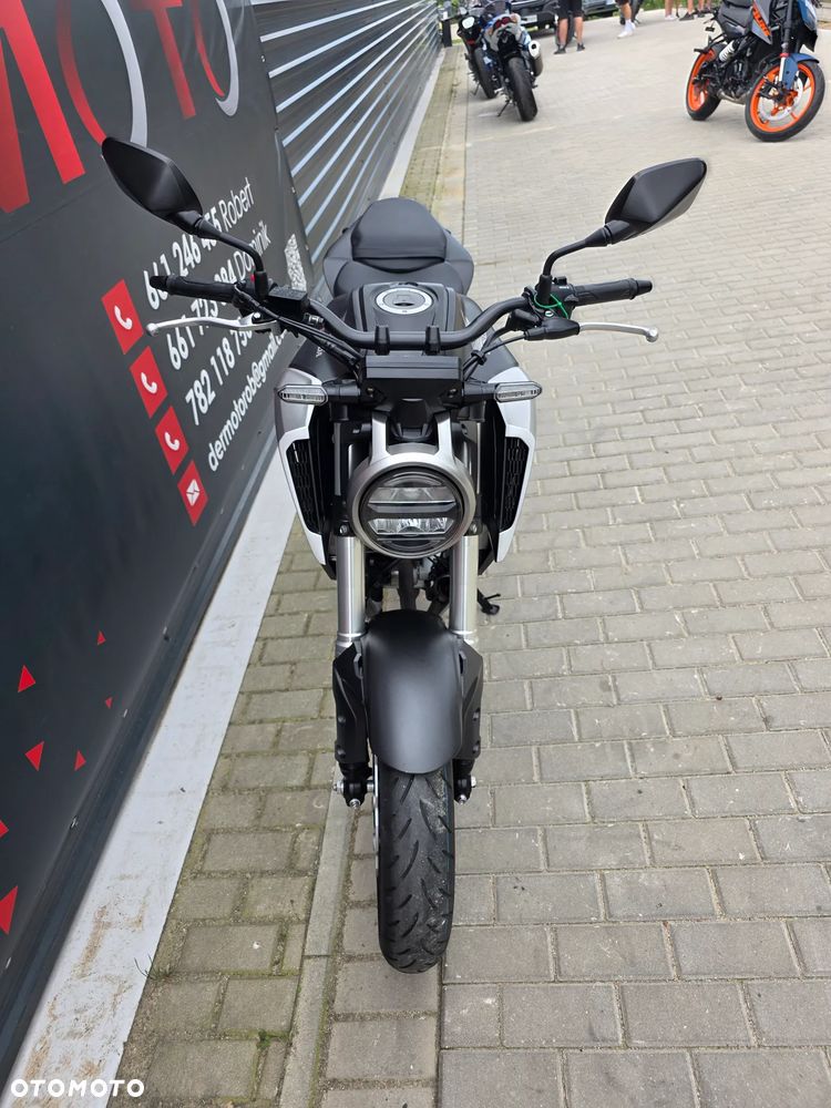 Honda CB - 15