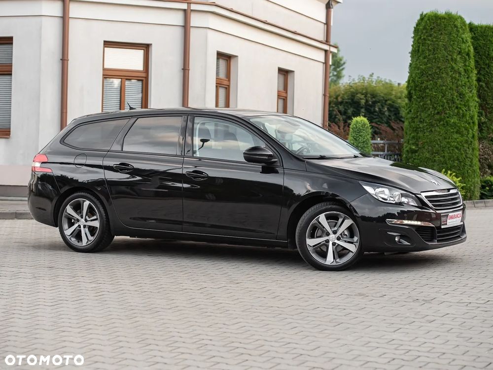 Peugeot 308 1.2 PureTech Allure S&S - 3