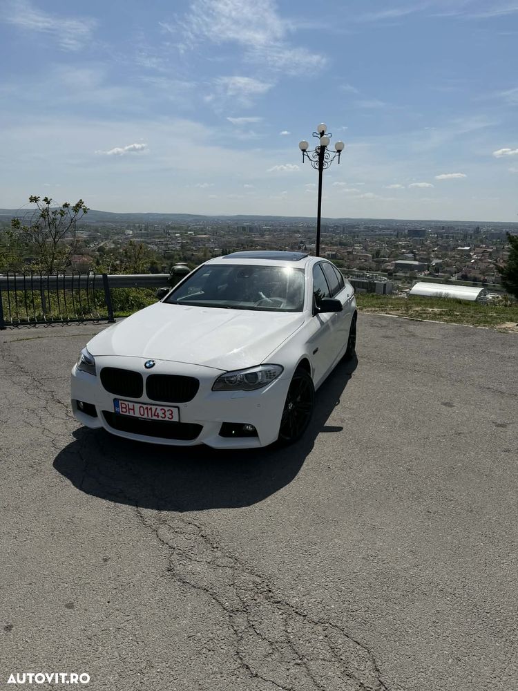 BMW Seria 5 530d Aut. Luxury Line - 2