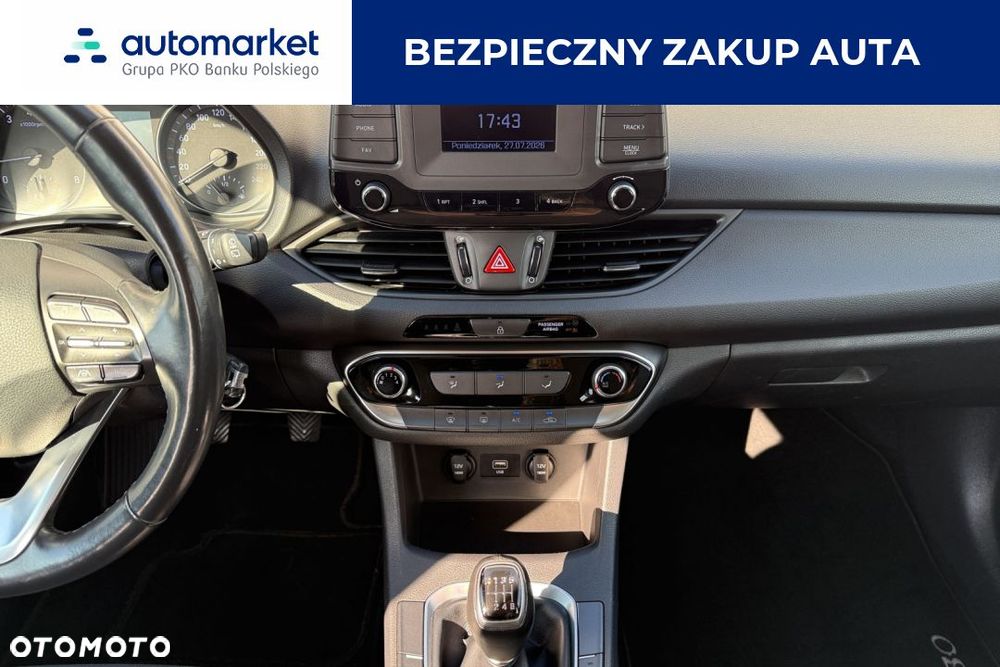 Hyundai i30 1.5 DPI Classic + - 19