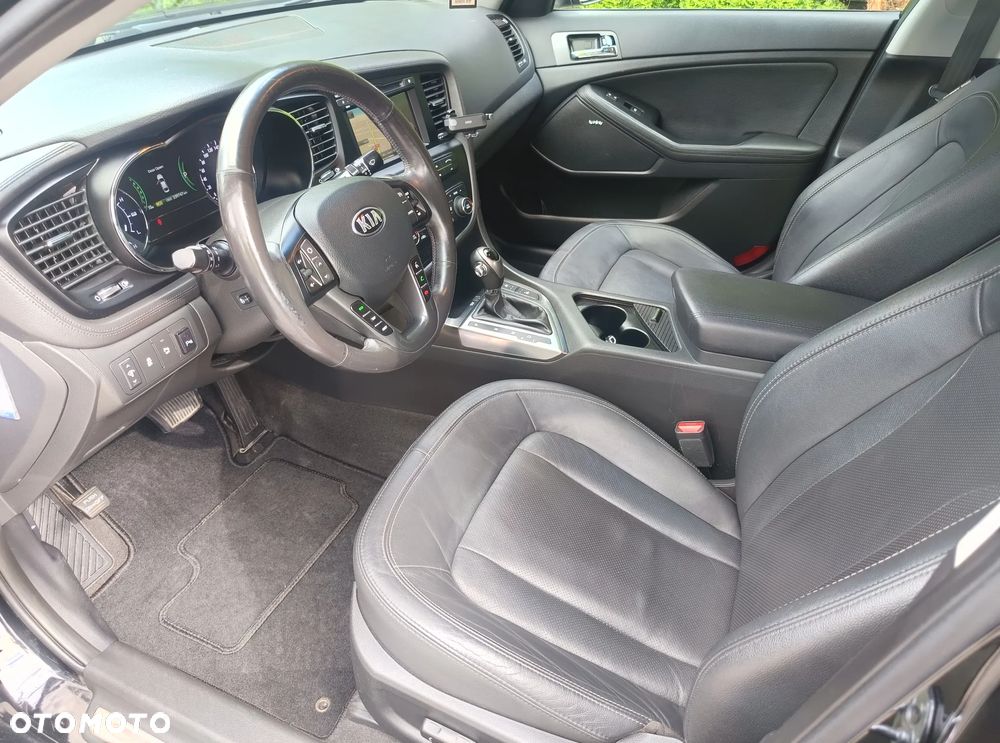 Kia Optima - 8