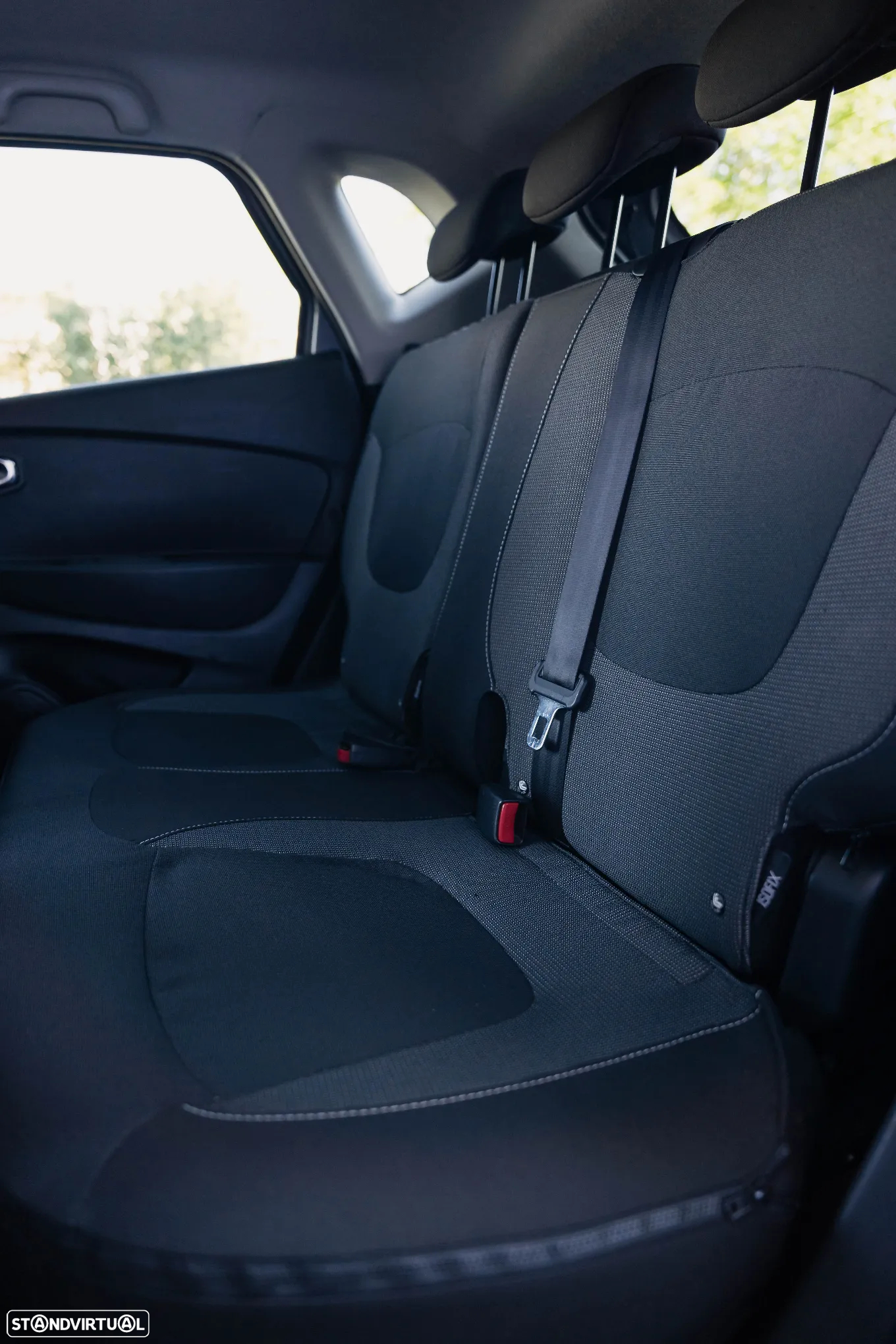 Renault Captur 0.9 TCE Exclusive - 12