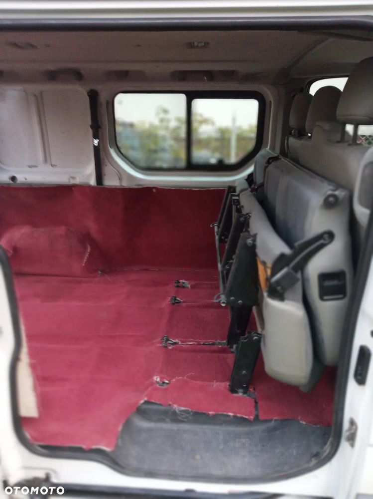 Renault Trafic - 8