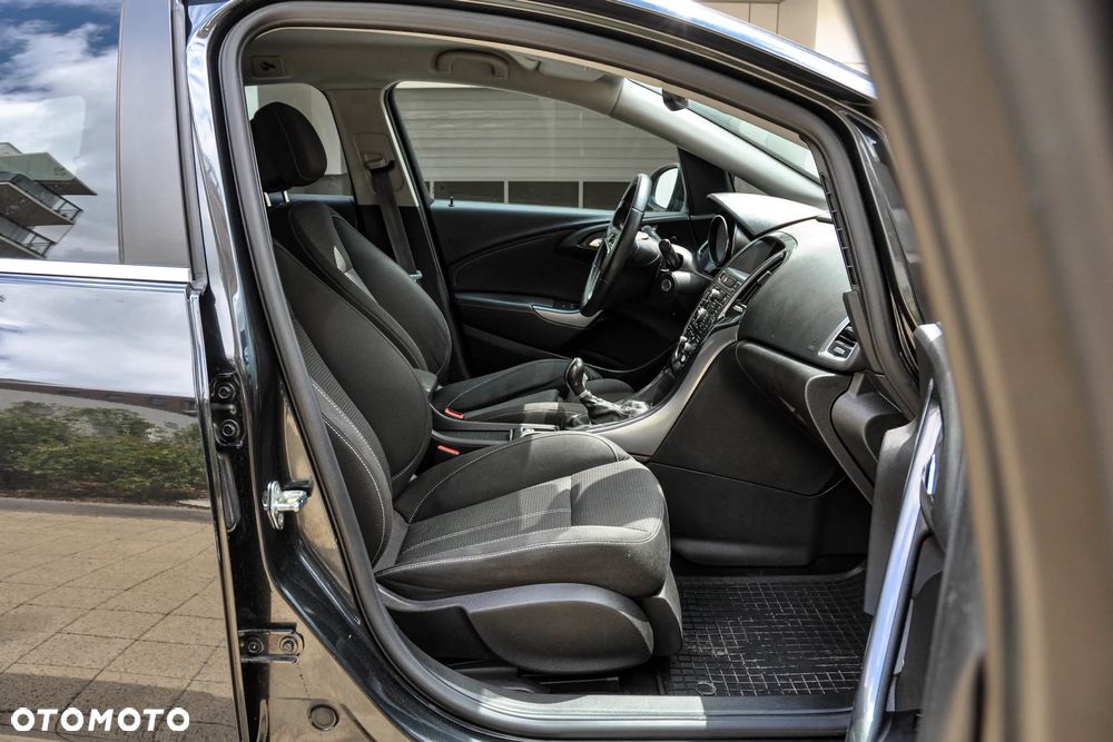 Opel Astra - 11