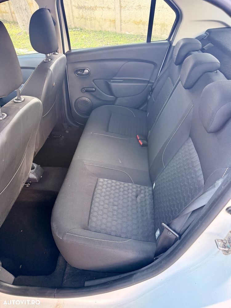 Dacia Logan - 6