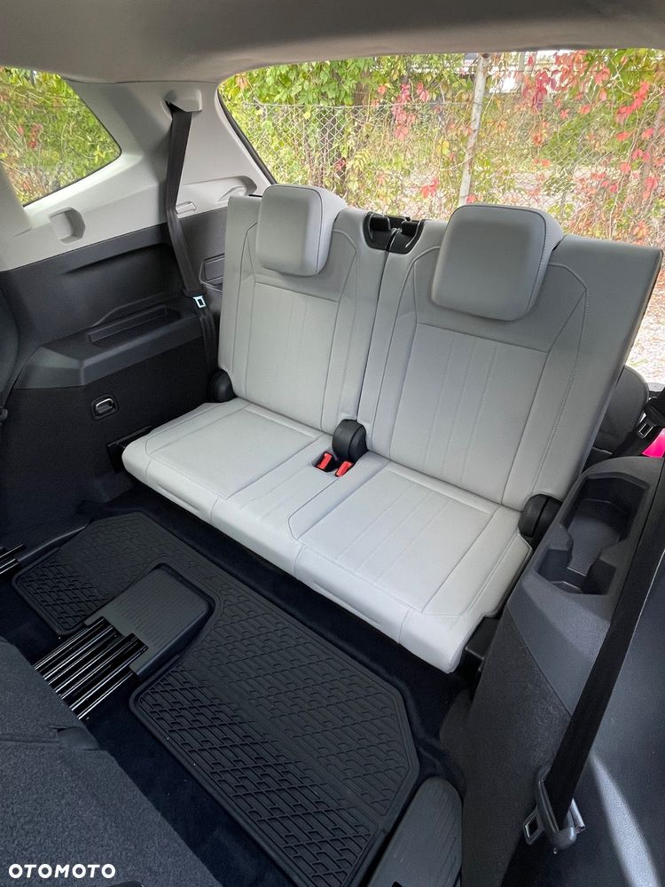 Volkswagen Tiguan - 19