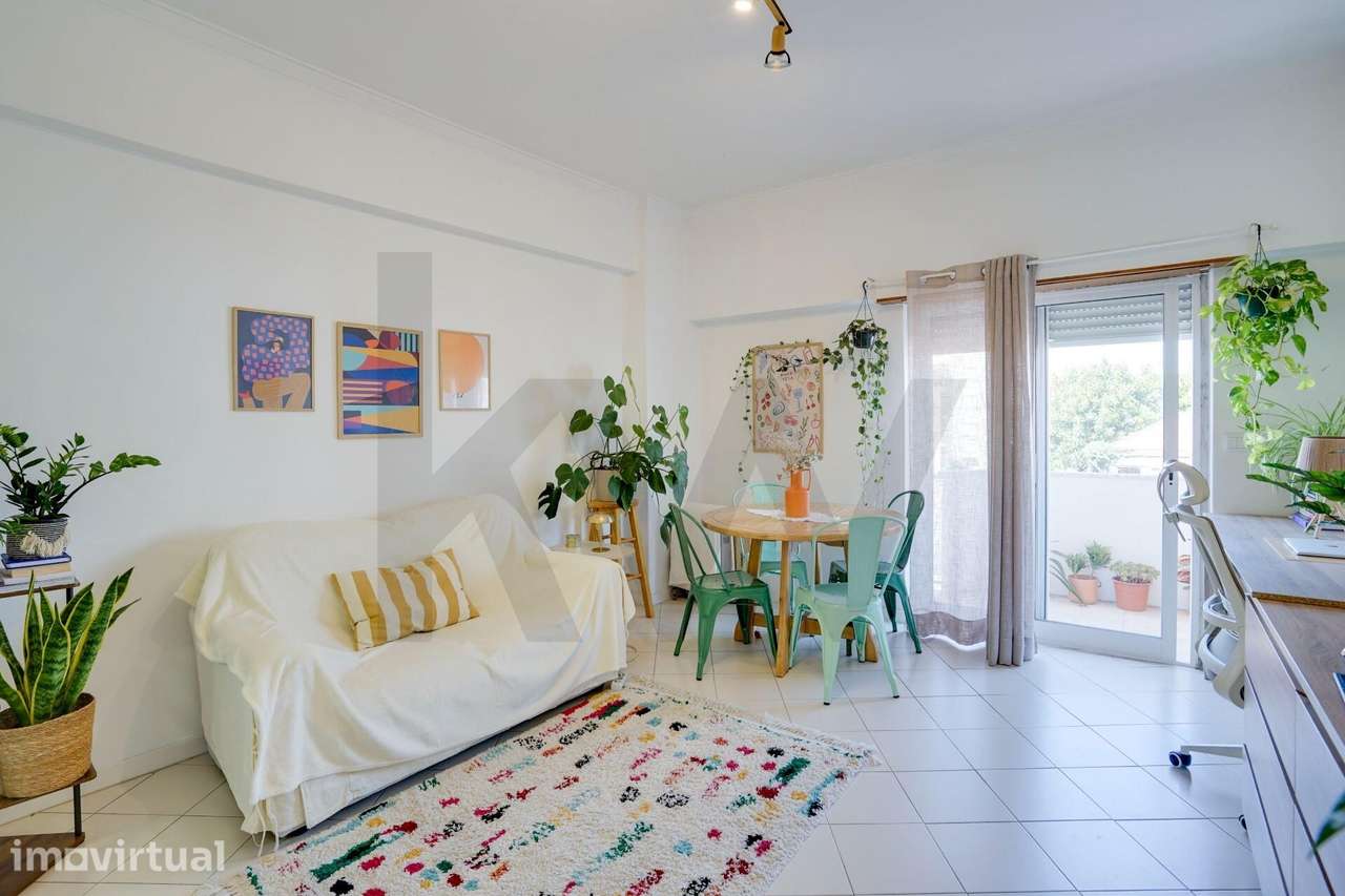 Apartamento T1 na Costa da Caparica – Excelente Localização com Lugar - Grande imagem: 3/24