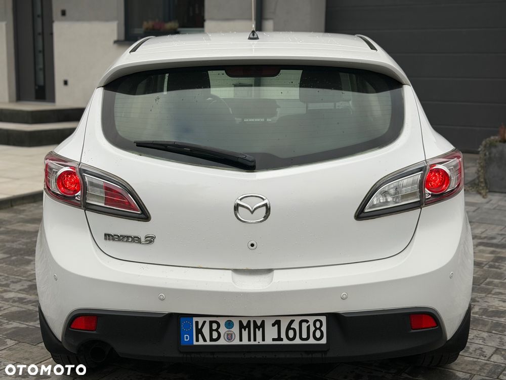 Mazda 3 1.6 CD Exclusive + - 11