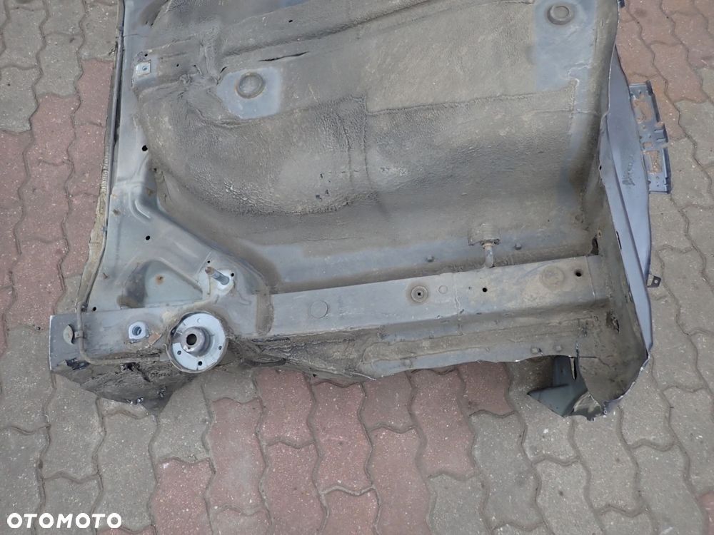 KIA CEED II KOMBI SW 12-17 PAS TYLNY Z WANNĄ BE - 9