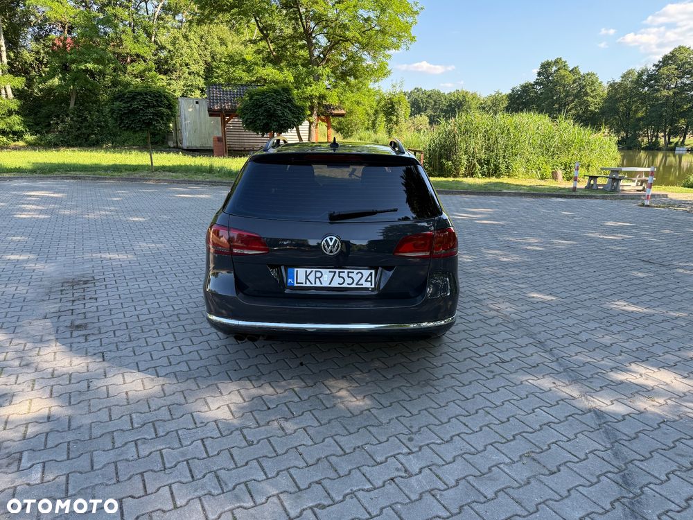 Volkswagen Passat 2.0 TDI Comfortline - 6