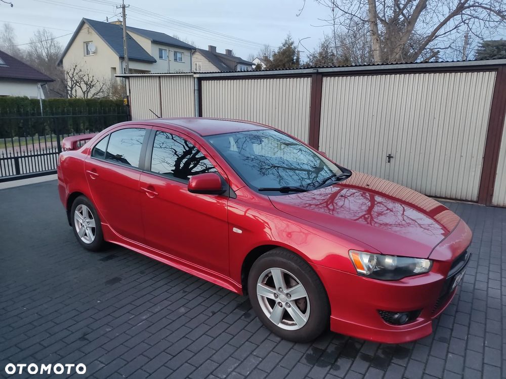 Mitsubishi Lancer - 8