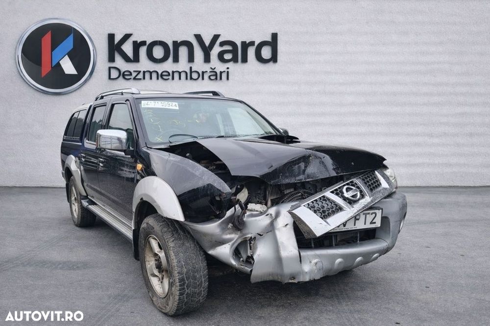Geam stanga spate Nissan Navara D22 1998 - 2004 NEGRU (900) - 1