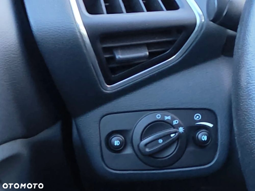 Ford C-MAX 1.6 EcoBoost Start-Stop-System Titanium - 15