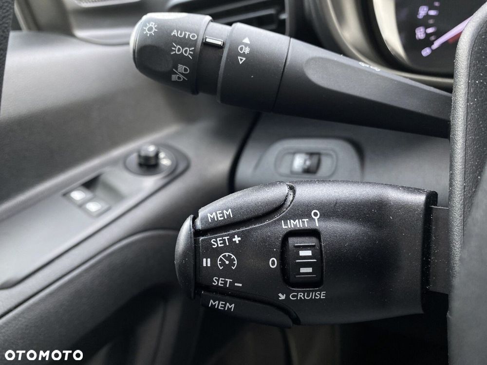 Toyota Proace City Verso - 19