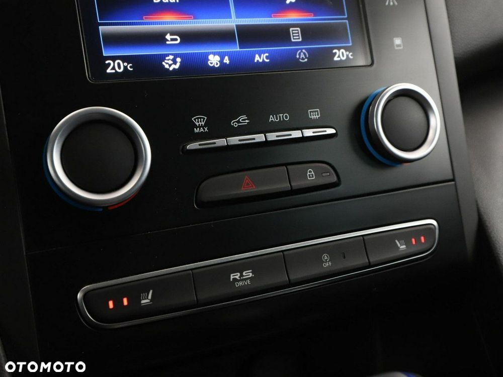 Renault Megane ENERGY TCe 205 EDC GT - 30