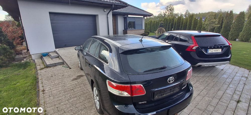 Toyota Avensis 2.0 D-4D Edition - 18