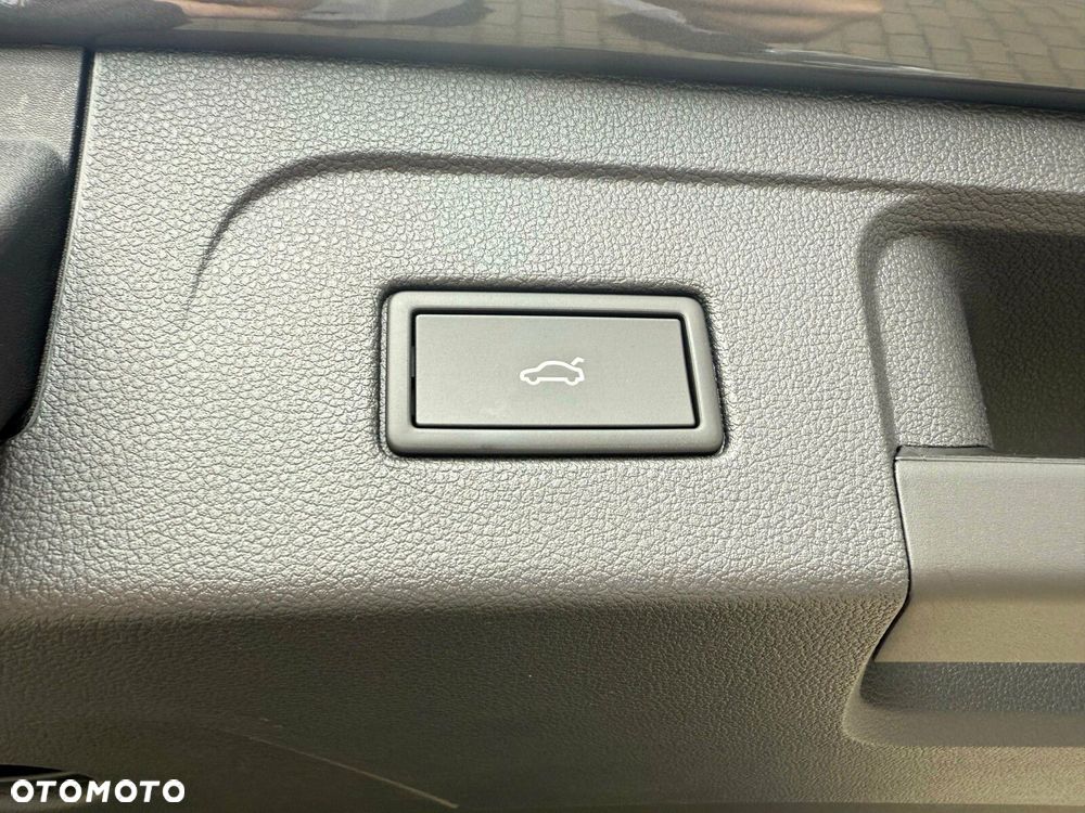 Volkswagen Touran - 15