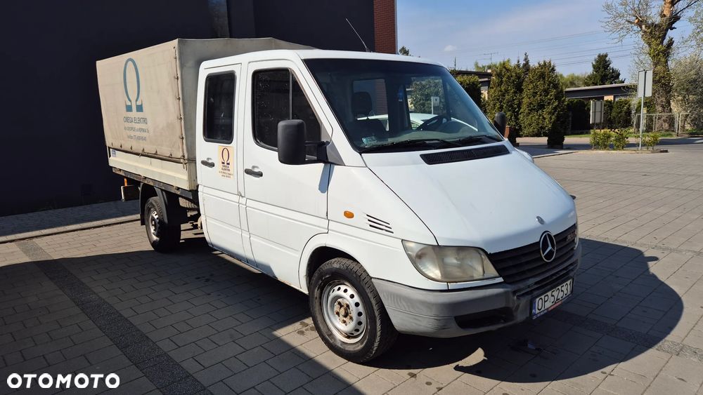 Mercedes-Benz SPRINTER - 8