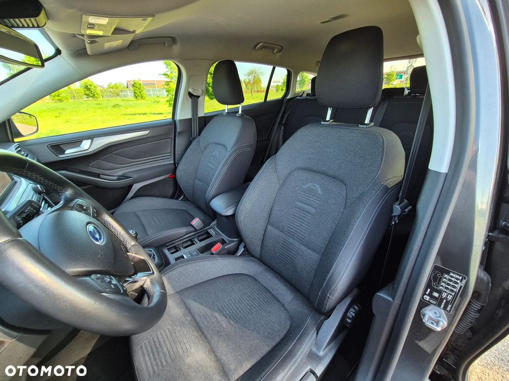 Ford Focus SW 1.0 EcoBoost Hybrid ACTIVE - 25