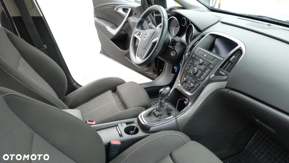 Opel Astra 1.4 Turbo Exklusiv - 14