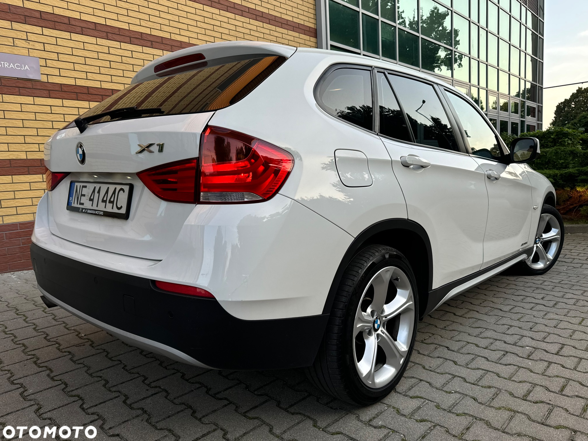 BMW X1 sDrive18d Sport Line - 4