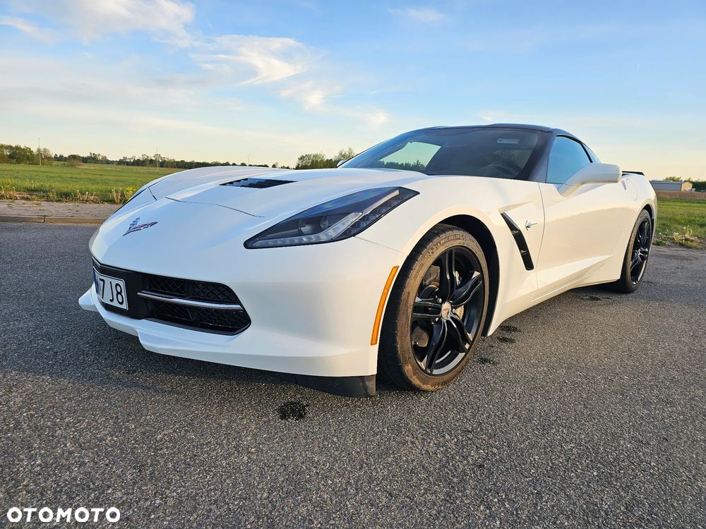 Chevrolet Corvette - 3