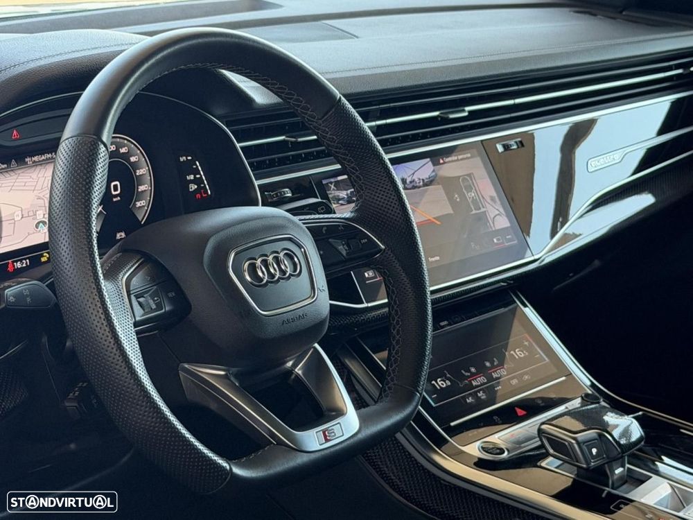 Audi Q8 60 TFSIe quattro S line Tiptronic - 5