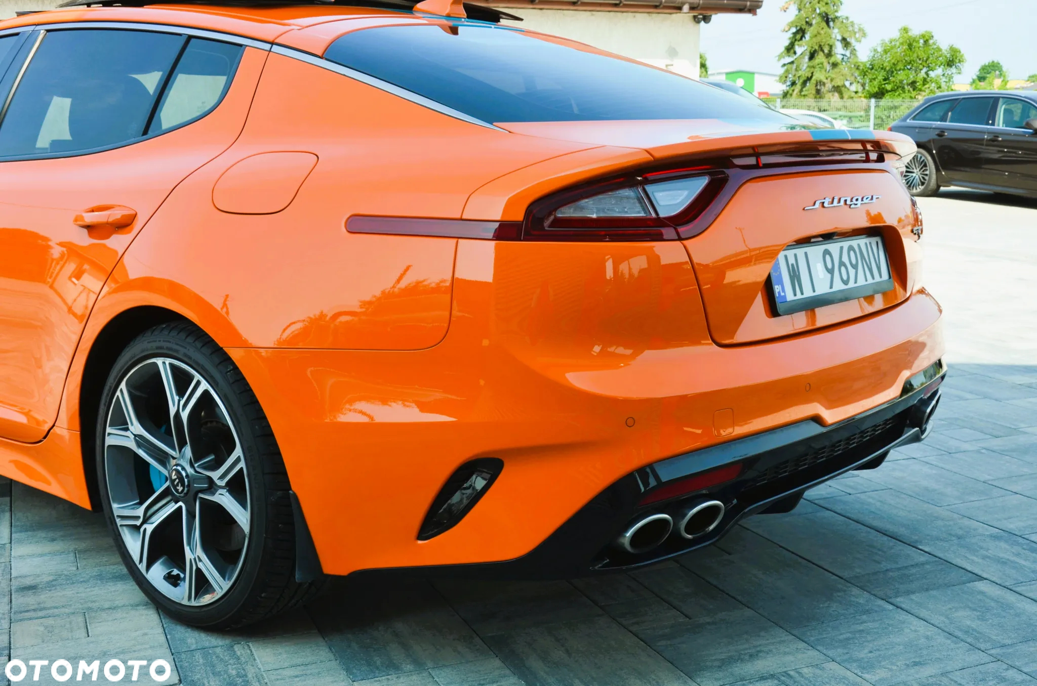 Kia Stinger - 8