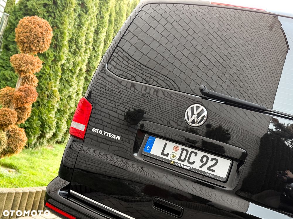 Volkswagen Multivan - 8