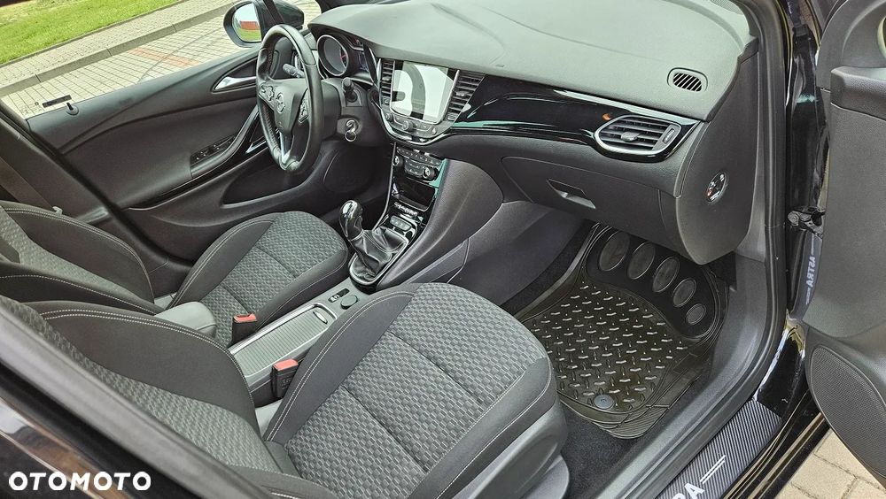 Opel Astra 1.4 Turbo Innovation - 9