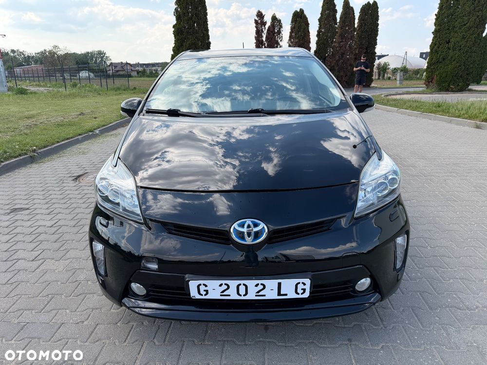Toyota Prius 1.8 HSD Prestige - 2