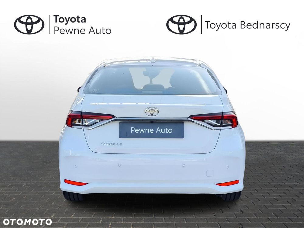 Toyota Corolla - 4