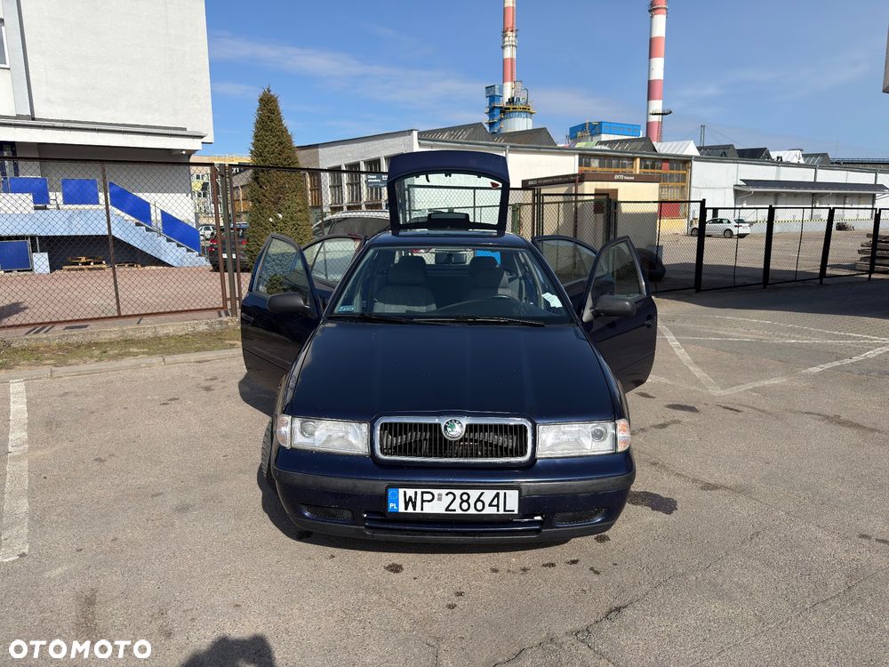 Skoda Octavia 1.6 LX - 13