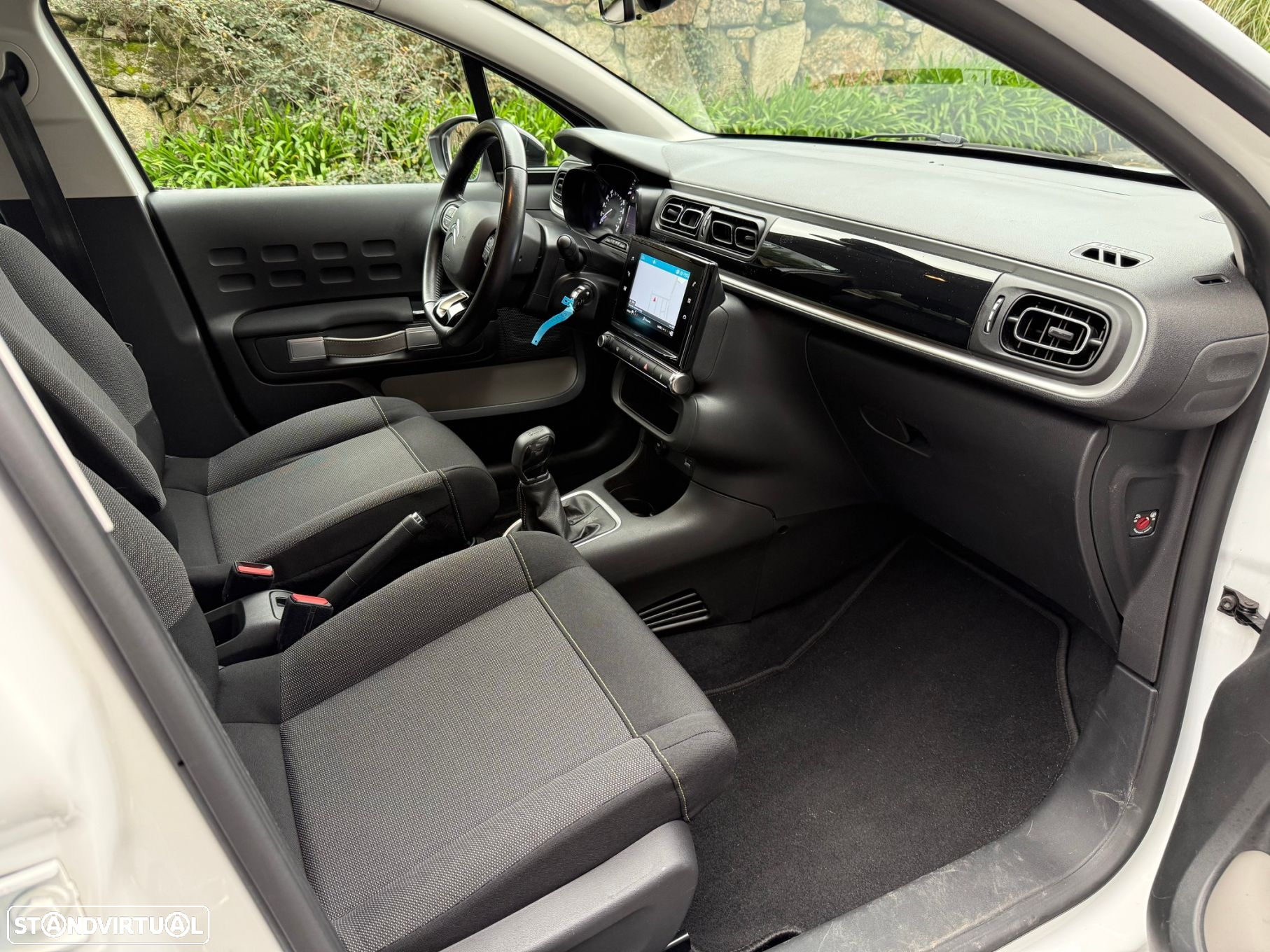 Citroën C3 Pure Tech S&S Shine - 20