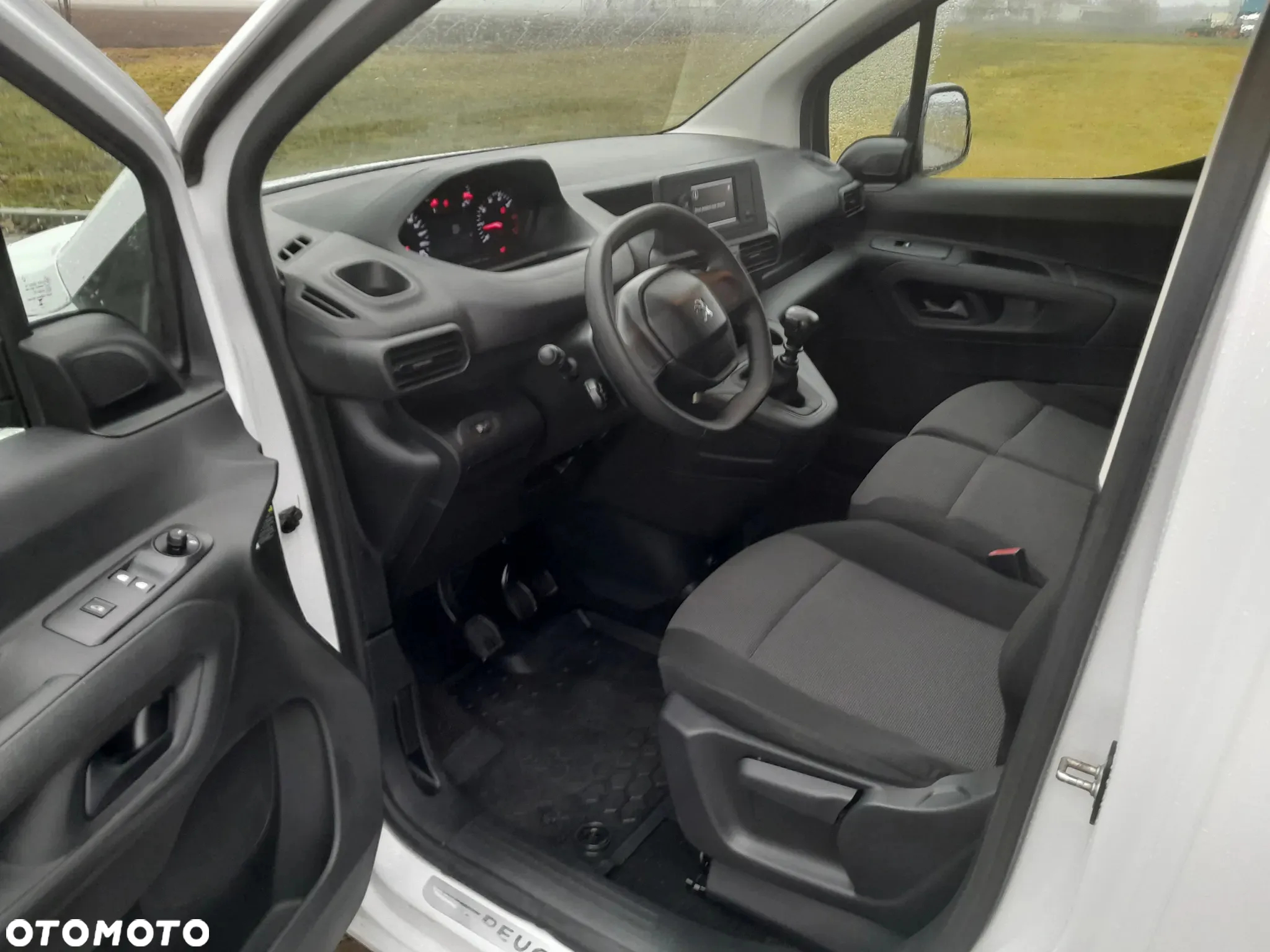 Peugeot Partner 1.5 BlueHDi 100 L2 EHZ Doppelkabine - 5