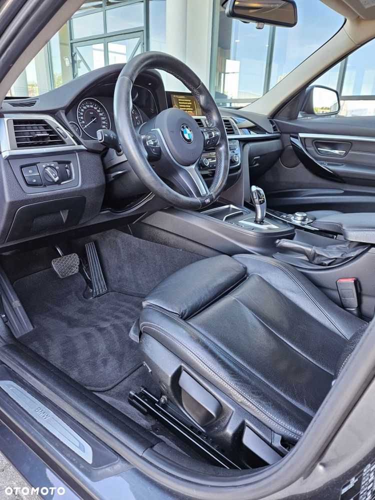BMW Seria 3 318i Sport Line - 13