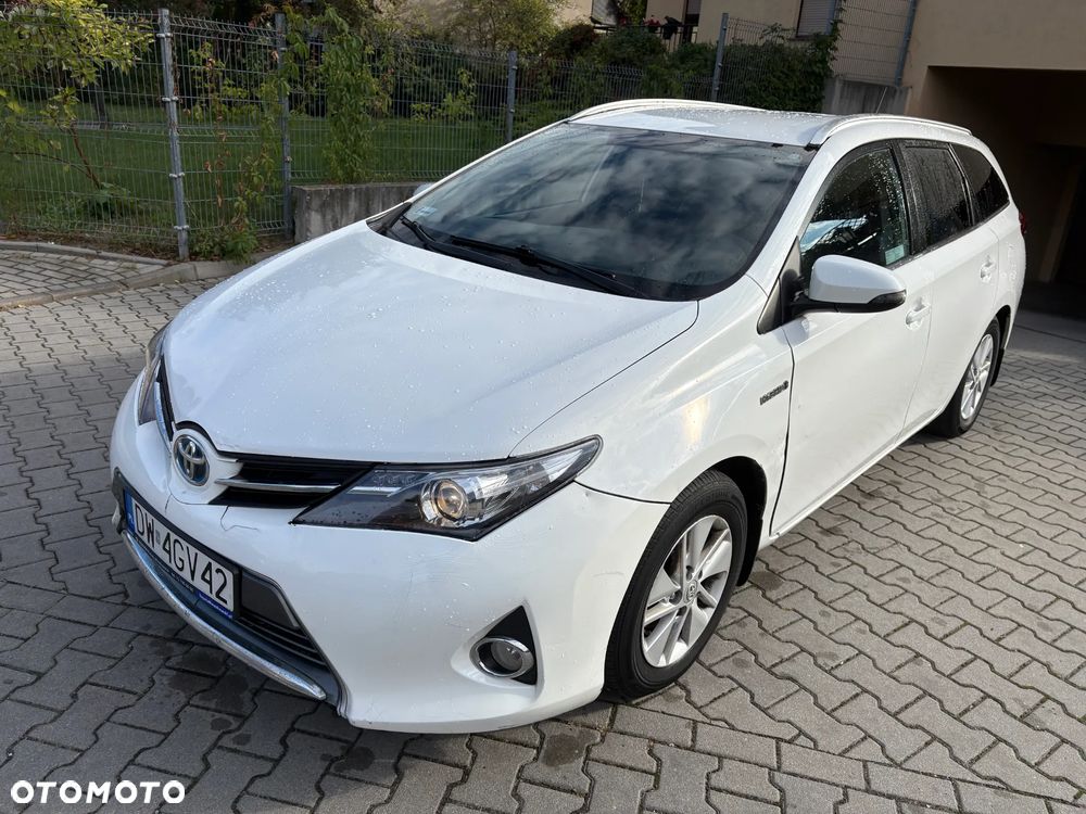 Toyota Auris 1.8 HSD Luna - 8