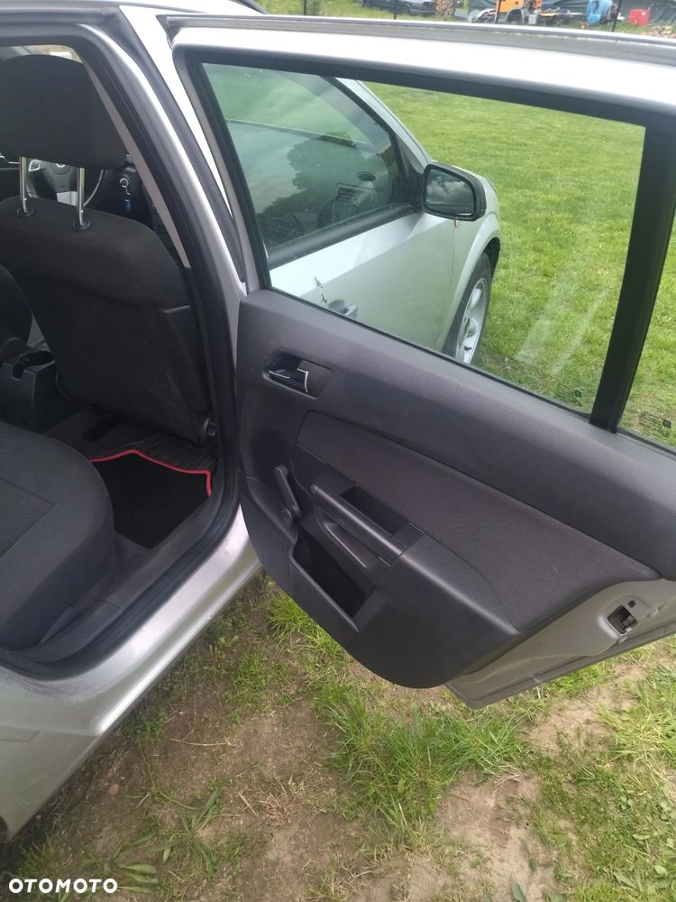 Opel Astra 1.7 CDTI - 12