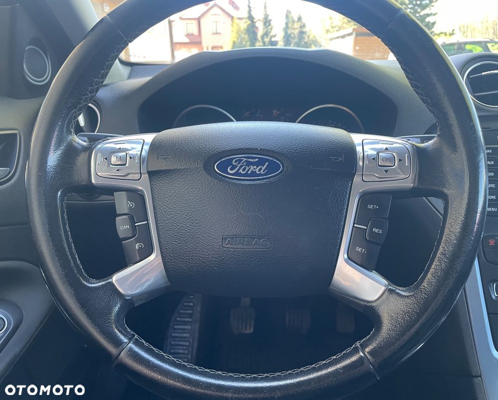 Ford Mondeo 2.0 TDCi Gold X - 24