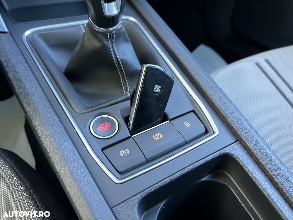 Seat Leon Sportstourer 2.0 TDI Style - 14