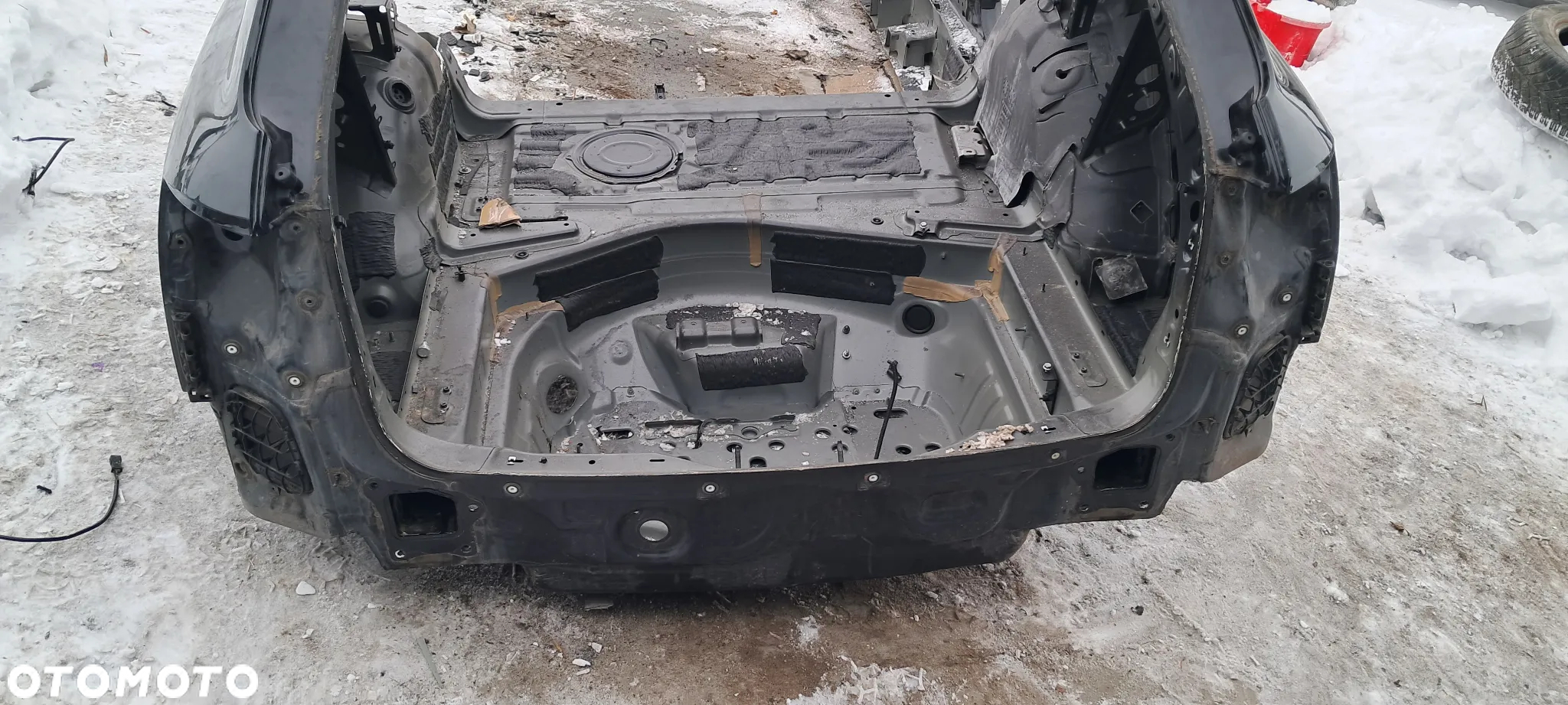 Ćwiartka Błotnik Próg Słupek Wanna Pas Tyłu Audi A6 C7 Kombi - 11