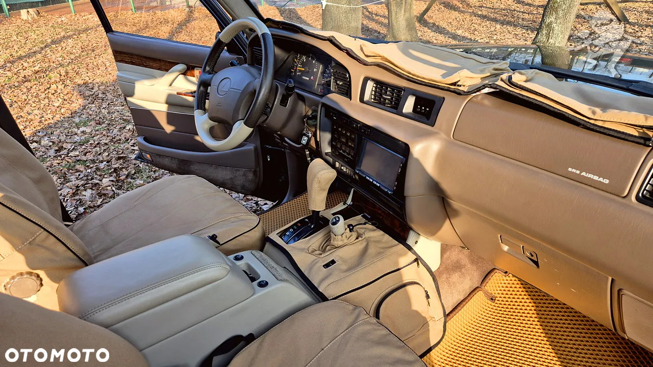 Lexus LX 470 - 34