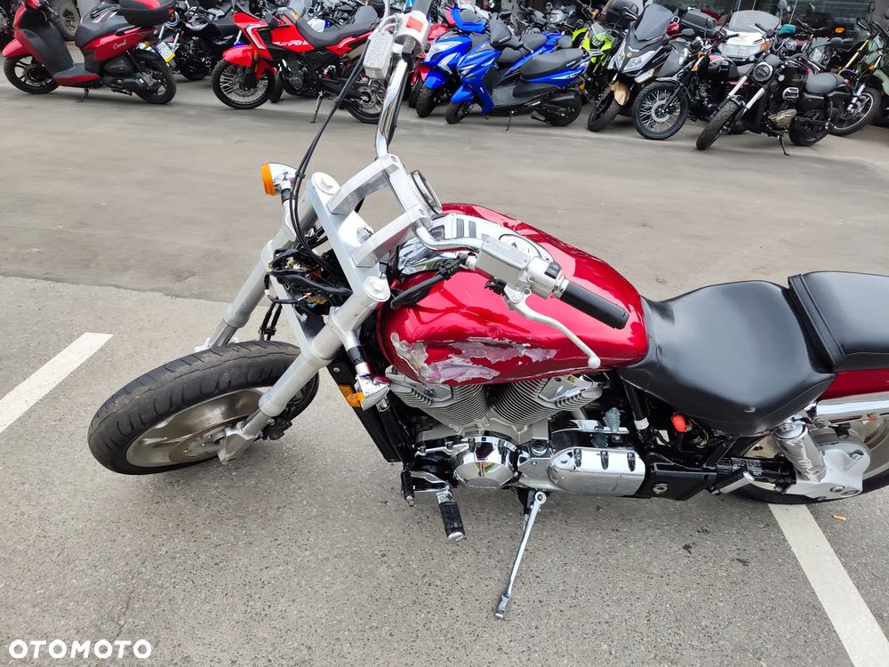 Honda VTX - 32