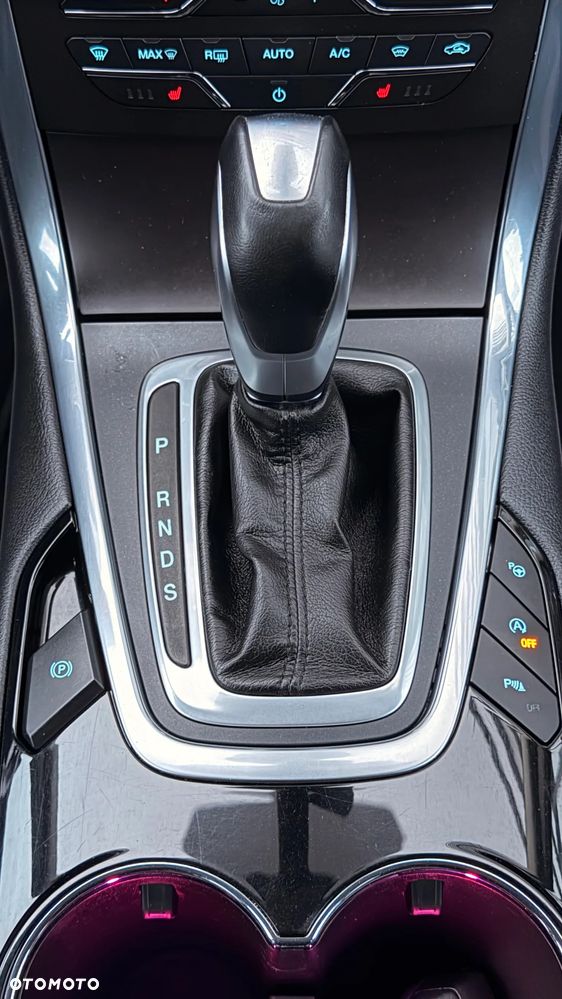 Ford S-Max 2.0 EcoBlue Titanium - 15