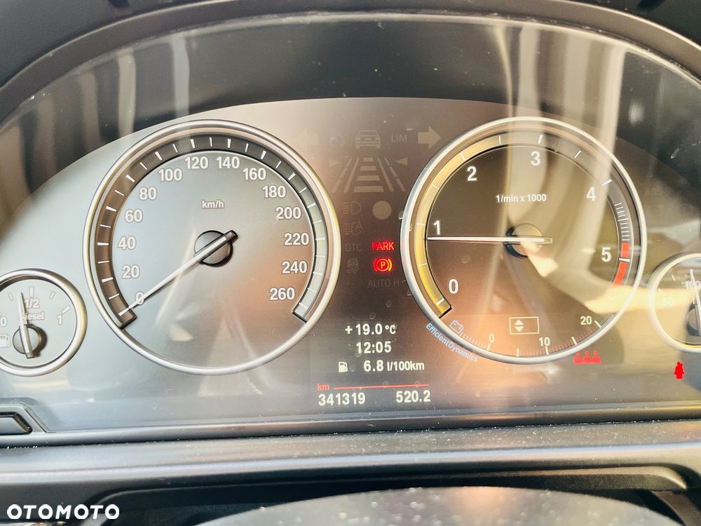 BMW Seria 5 520d - 17