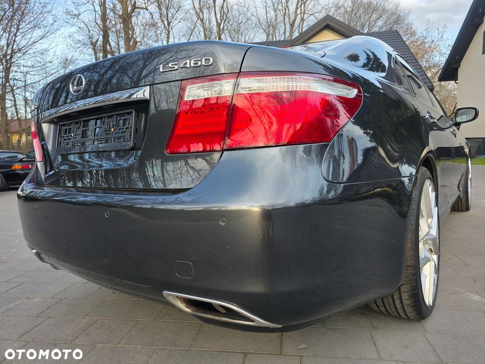 Lexus LS - 8