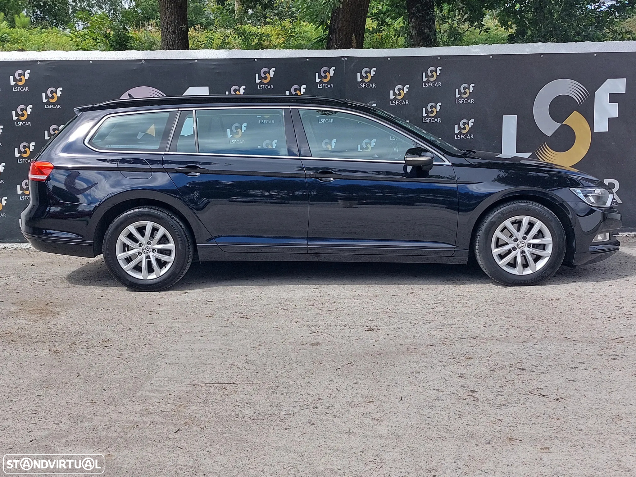 VW Passat Variant 1.6 TDI Confortline - 8