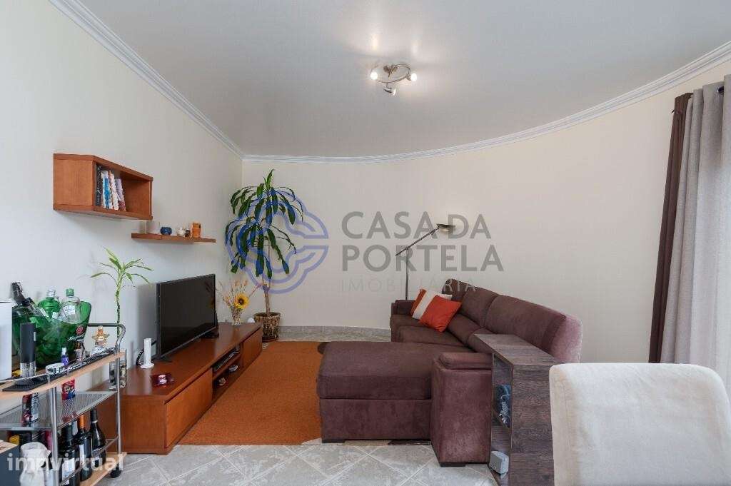 Apartamento T2 com lugar de garagem,Caldas da Rainha